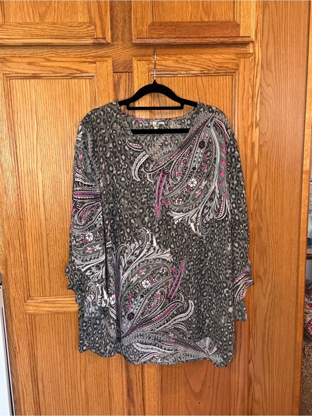 Cato Gray Paisley & Leopard Print Long Sleeve Tunic with Pink Accents